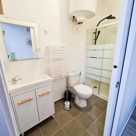 Supprimer T2 Wifi Netflix 30m2 Suitehome Winoc 8 * Tourcoing